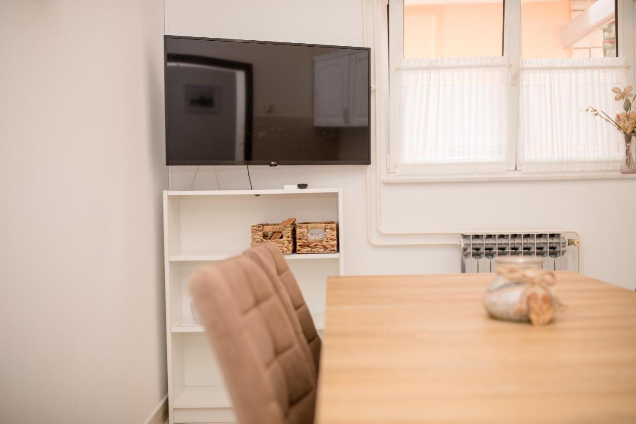 Apartmani Marica Beg Palit Exteriör bild