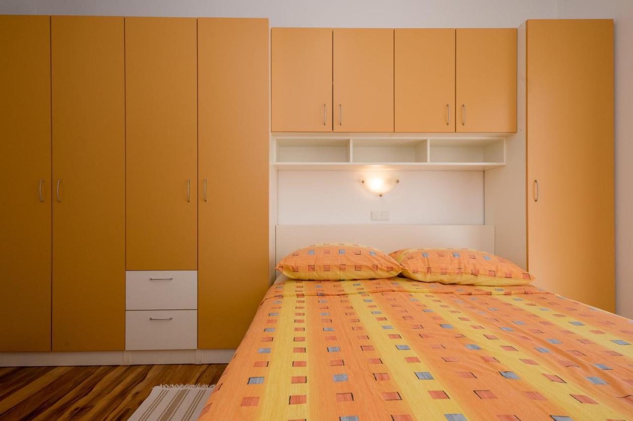 Apartmani Marica Beg Palit Exteriör bild