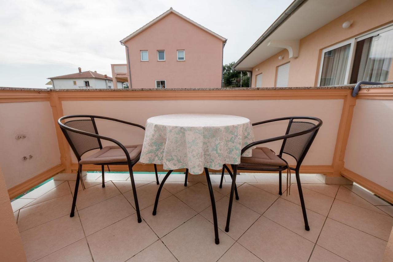 Apartmani Marica Beg Palit Exteriör bild