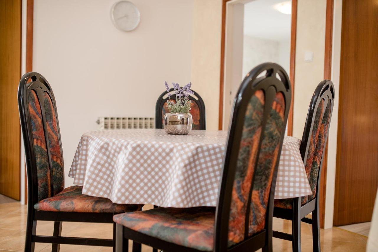 Apartmani Marica Beg Palit Exteriör bild